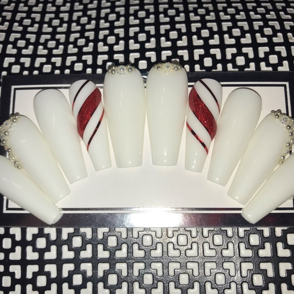 White Christmas candy-cane luxury acrylic gel press on nails any shape n length - Picture 5 of 6